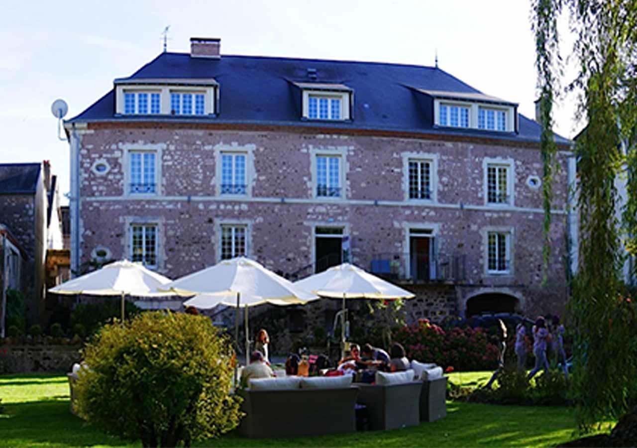 Auberge de l'Abbaye Thiron-Gardais Dış mekan fotoğraf